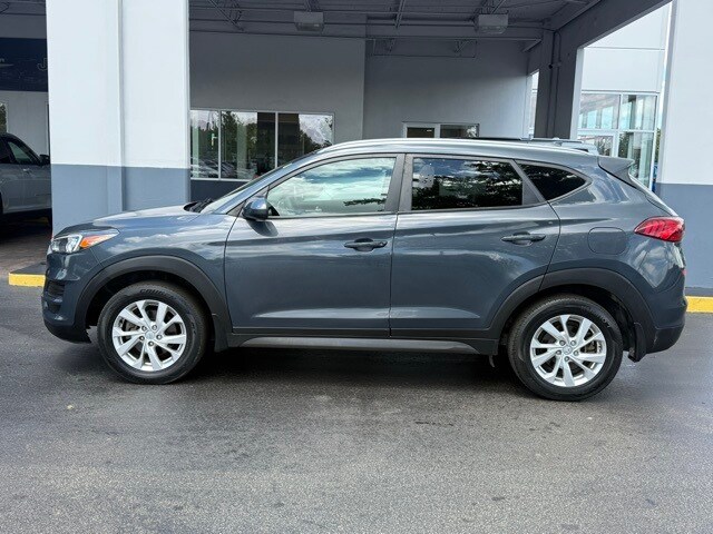2021 Hyundai Tucson Value photo 3