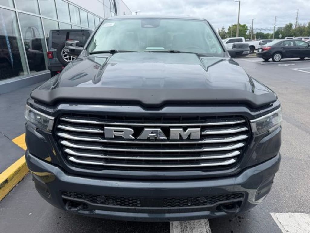 New 2026 Ram 1500 LARAMIE CREW CAB 4X4 5'7 BOX Pickup