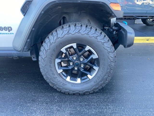 2024 Jeep Wrangler Rubicon 4xe photo 4