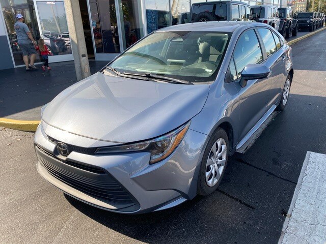 2024 Toyota Corolla LE photo 4