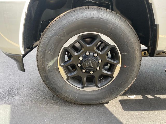 2025 RAM 2500 Laramie - Photo 12