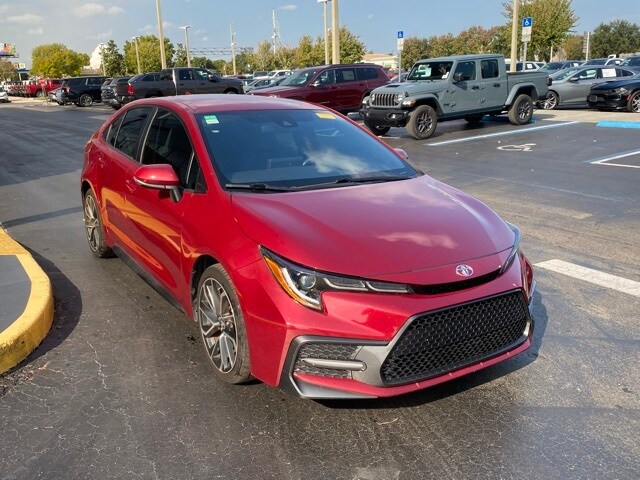 2022 Toyota Corolla SE photo 2