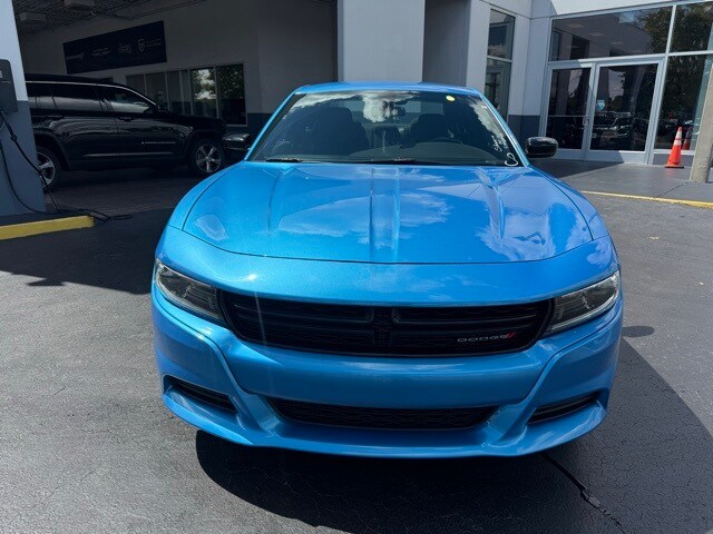 2023 Dodge Charger SXT photo 2