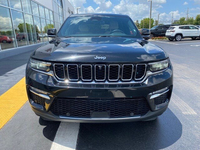 2023 Jeep Grand Cherokee Limited photo 3