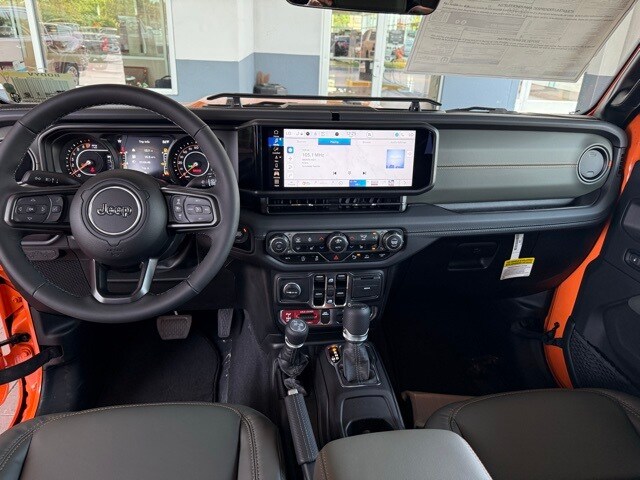 2025 Jeep Gladiator Mojave photo 17
