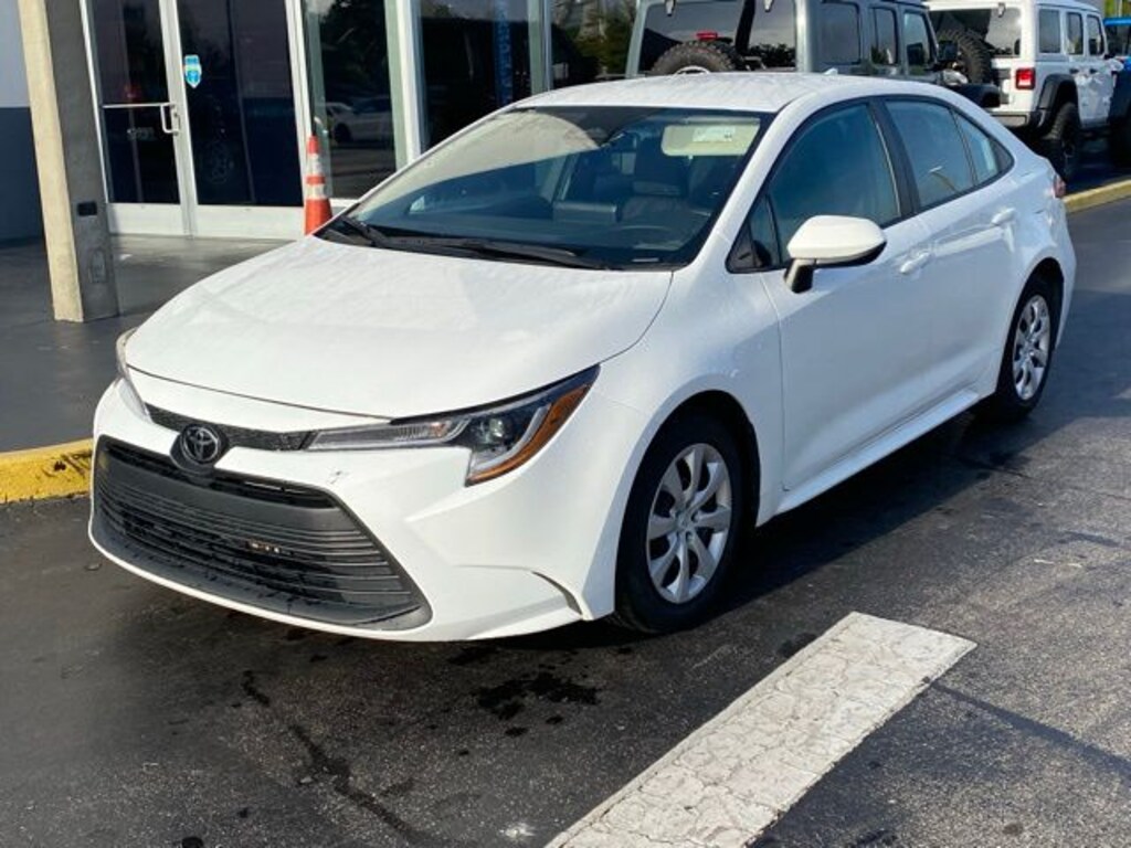 Used 2024 Toyota Corolla LE Sedan