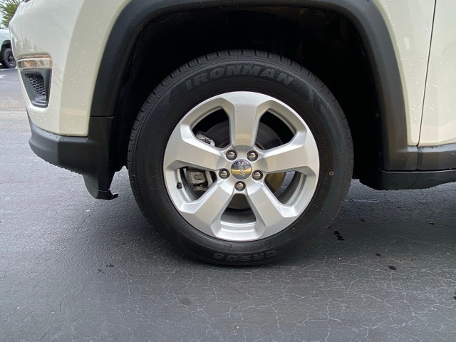 2021 Jeep Compass Latitude photo 6