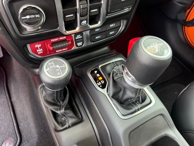 2025 Jeep Gladiator Rubicon photo 19