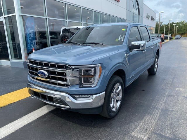 2023 Ford F-150 Lariat photo 3