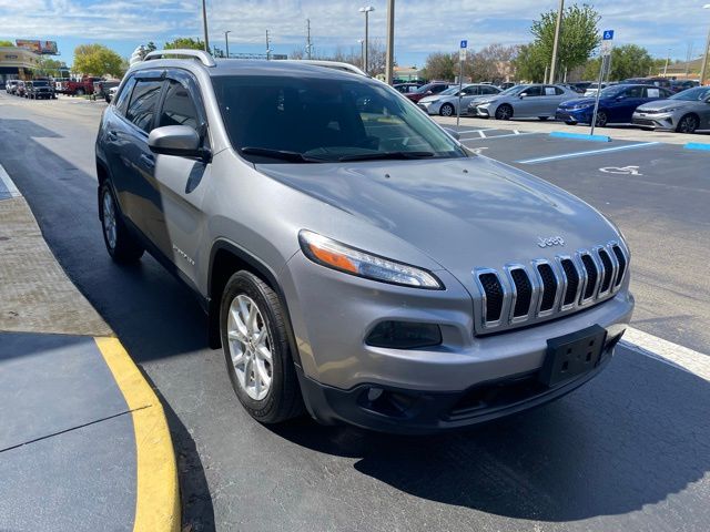 Used 2017 Jeep Cherokee Latitude with VIN 1C4PJLCBXHW661313 for sale in Kissimmee, FL