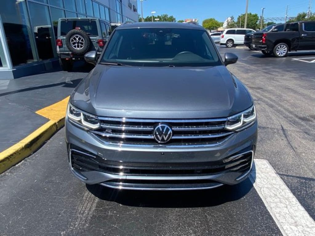 Used 2024 Volkswagen Tiguan 2.0T SEL R-Line SUV