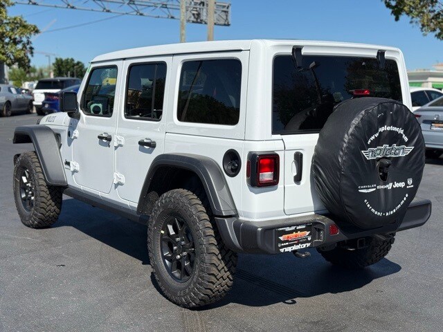 2025 Jeep Wrangler Willys photo 4