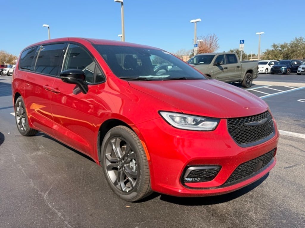 New 2026 Chrysler Pacifica SELECT Passenger Van