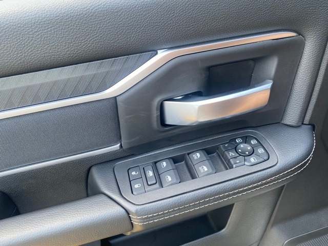 2025 Ram 2500 Big Horn photo 16