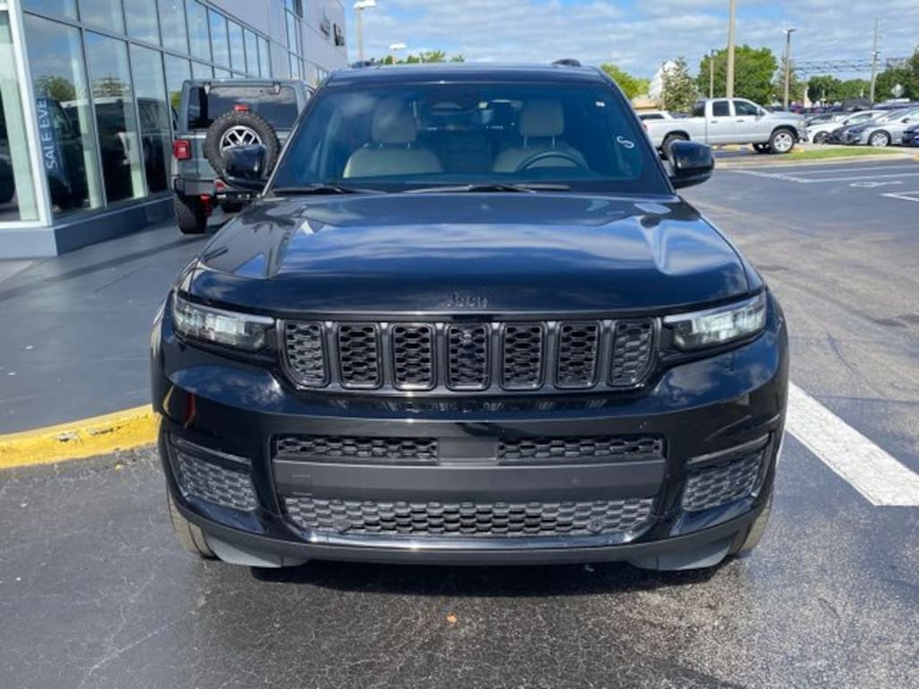 Used 2025 Jeep Grand Cherokee L Limited SUV