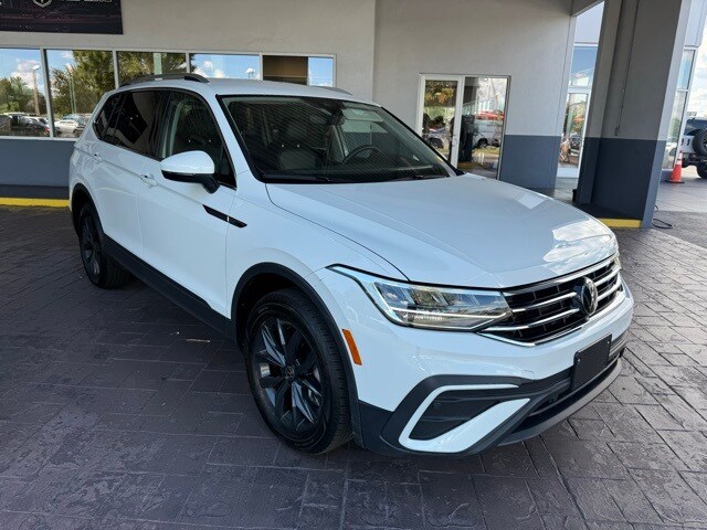 2024 Volkswagen Tiguan SE Wolfsburg Edition photo 2