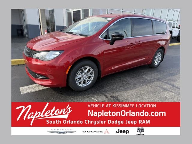 2026 Chrysler Voyager LX's photo