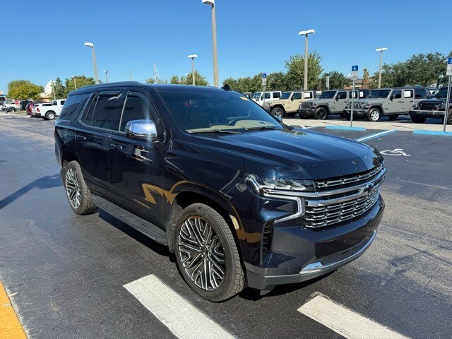 2021 Chevrolet Tahoe Premier photo 2
