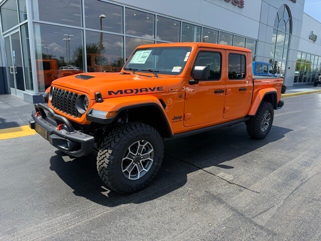 2025 Jeep Gladiator Mojave photo 3