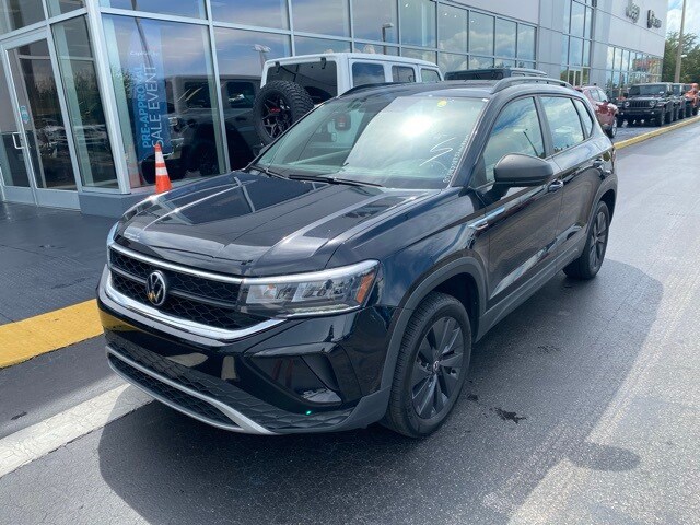 2022 Volkswagen Taos S photo 4