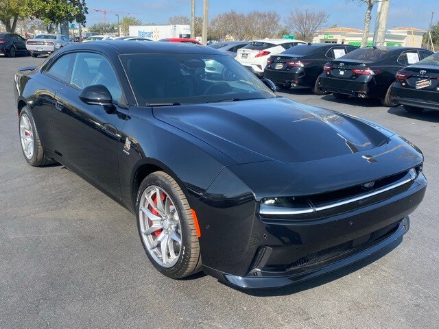 2025 Dodge Charger R/T Scat Pack AWD photo 3