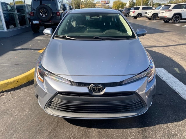 2024 Toyota Corolla LE photo 3