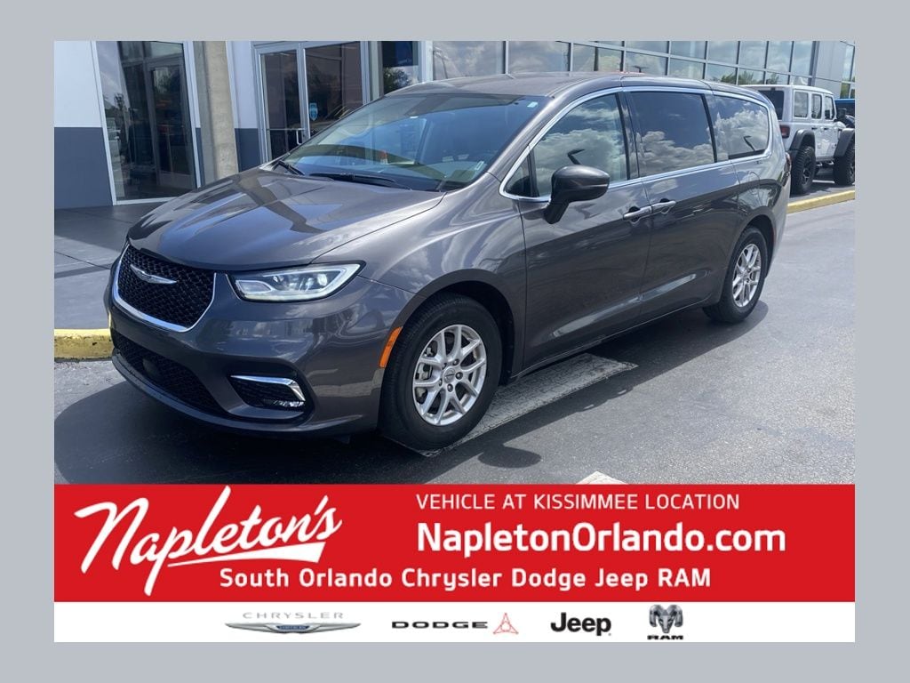 2023 Chrysler Pacifica's photo