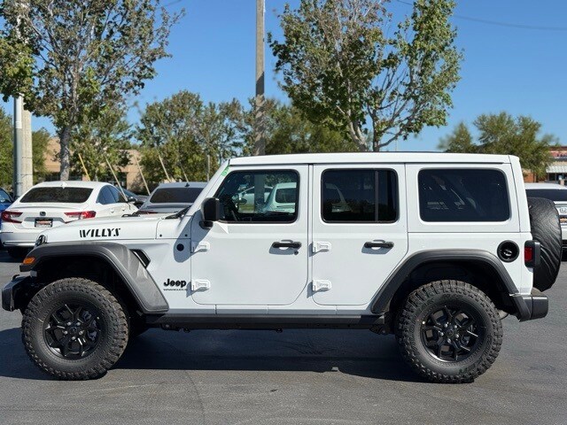 2025 Jeep Wrangler Willys photo 3