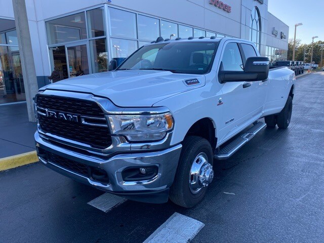 2024 Ram 3500 Big Horn photo 3