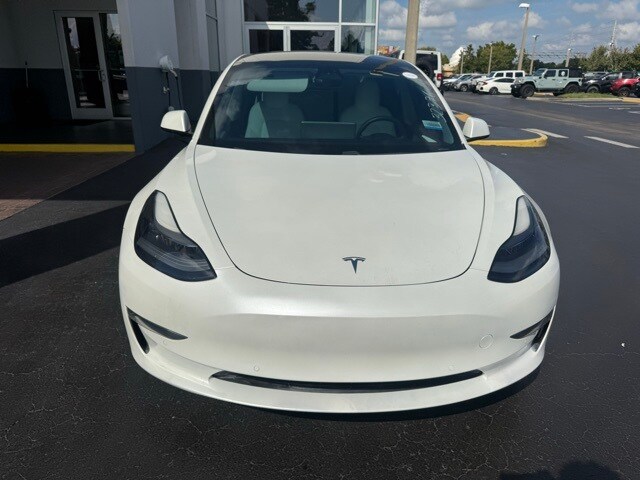 2021 Tesla Model 3 Standard Range Plus photo 2