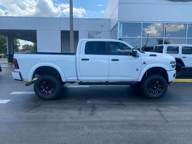 2025 Ram 2500 Big Horn photo 8