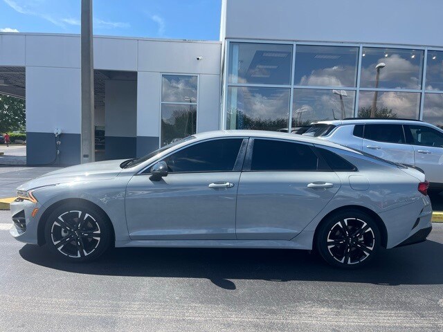 2023 Kia K5 GT-Line photo 4