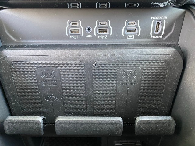2025 Ram 1500 Laramie photo 21