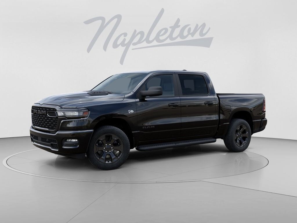 New 2026 Ram 1500 EXPRESS CREW CAB 4X4 5'7 BOX Pickup