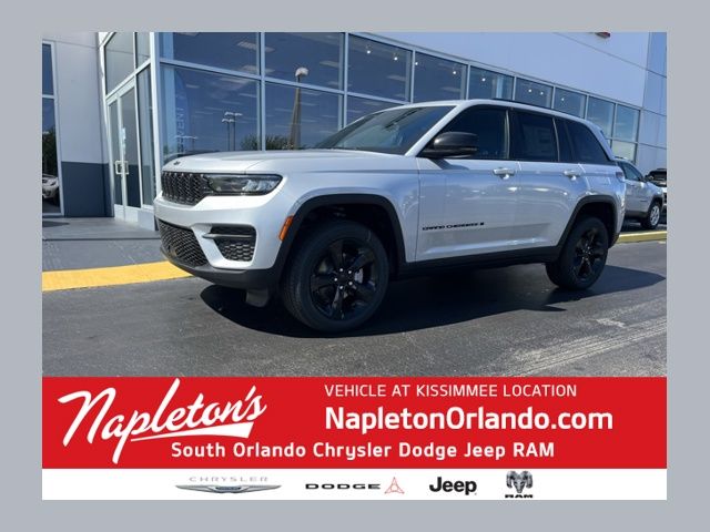2025 Jeep Grand Cherokee Altitude X 4x4's photo