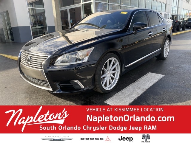 2013 Lexus LS Base's photo