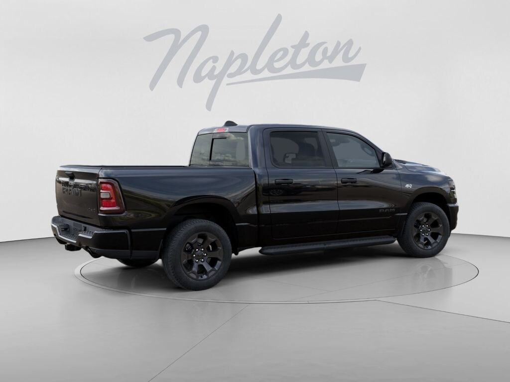 New 2026 Ram 1500 EXPRESS CREW CAB 4X4 5'7 BOX Pickup