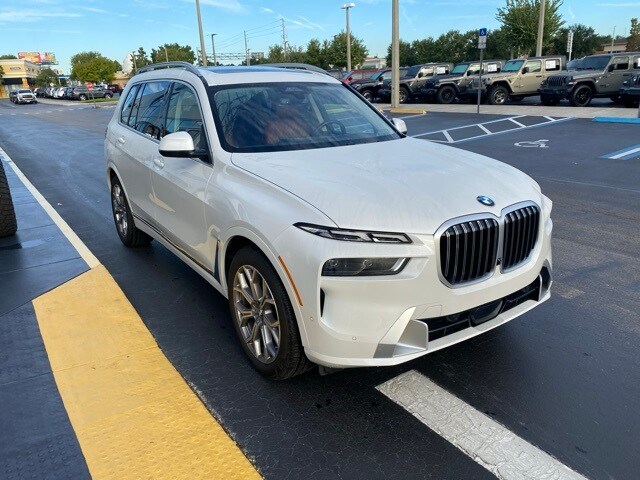 2023 Bmw X7 xDrive40i photo 2