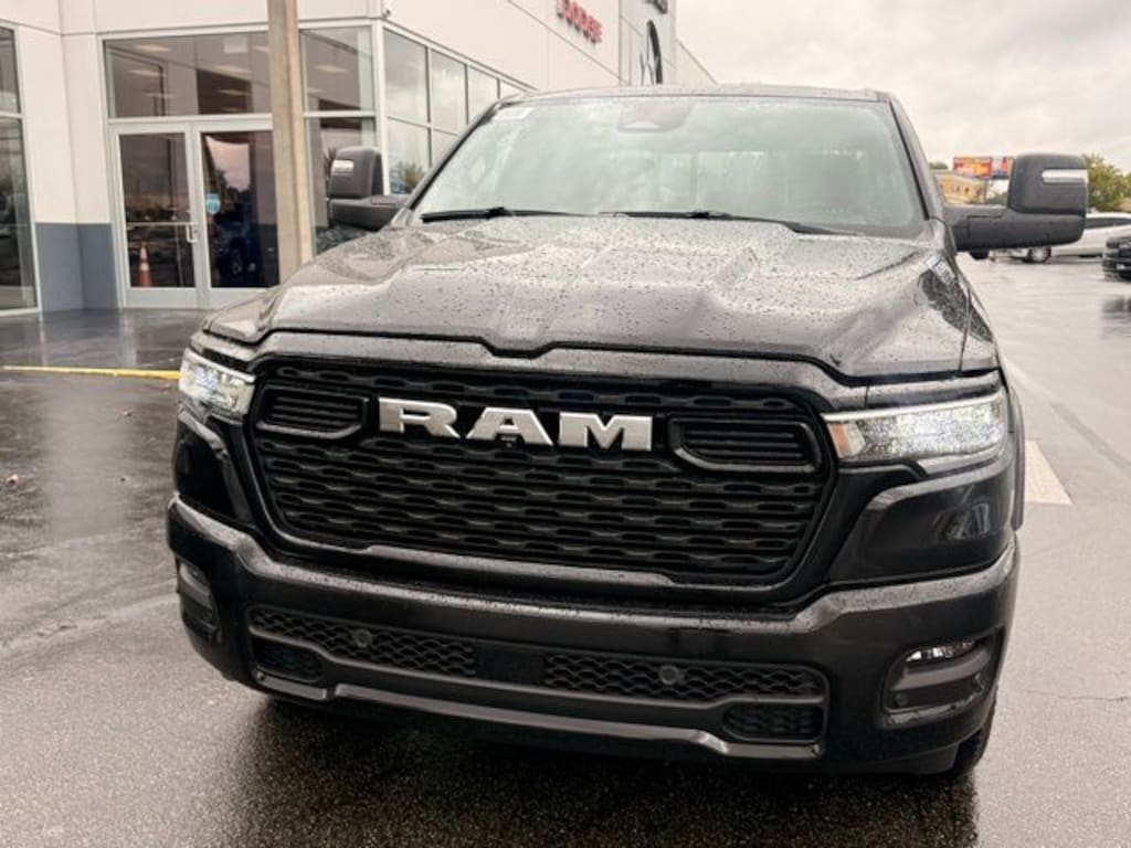 New 2026 Ram 1500 BIG HORN CREW CAB 4X4 5'7 BOX Pickup