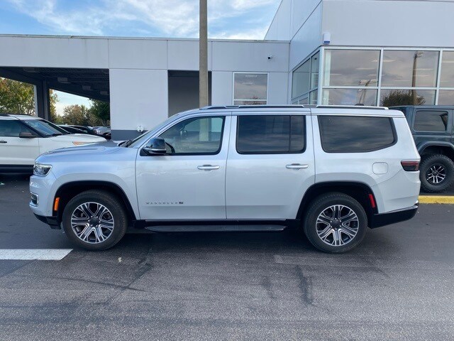 2024 Jeep Wagoneer Series II photo 4