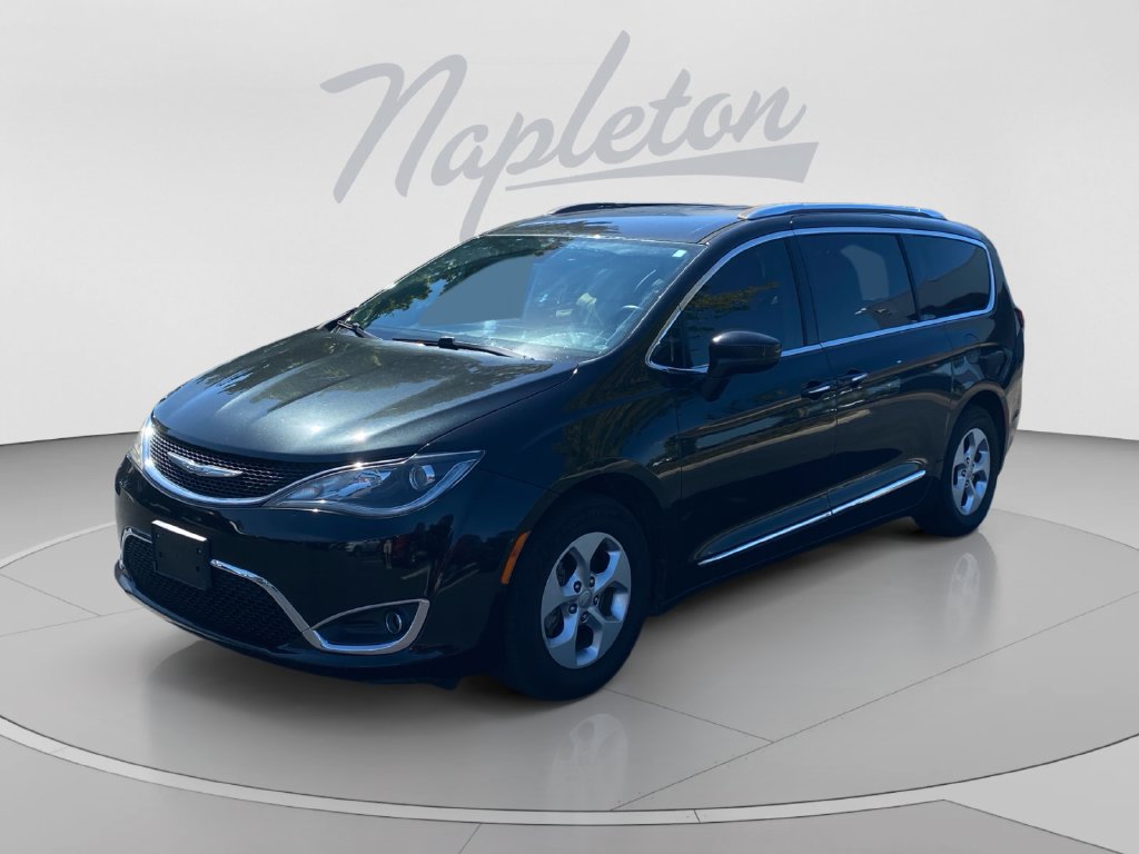  Chrysler Pacifica
