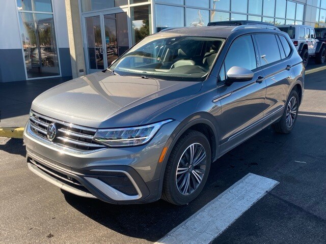 2024 Volkswagen Tiguan SE Wolfsburg Edition photo 4