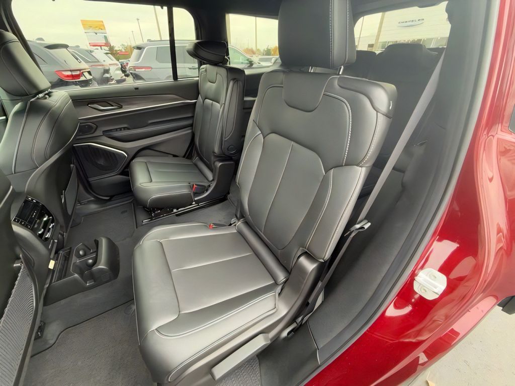 2025 Jeep Grand Cherokee L Limited - Photo 12