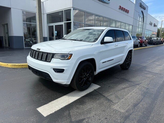 2022 Jeep Cherokee Laredo X photo 4