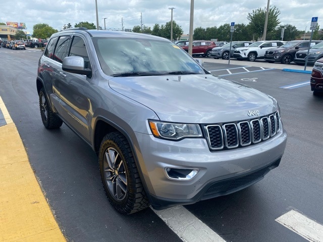Used 2018 Jeep Grand Cherokee Laredo E with VIN 1C4RJEAG5JC482543 for sale in Kissimmee, FL