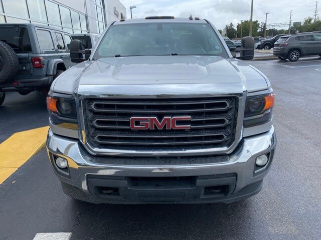 2015 Gmc Sierra SLE photo 2