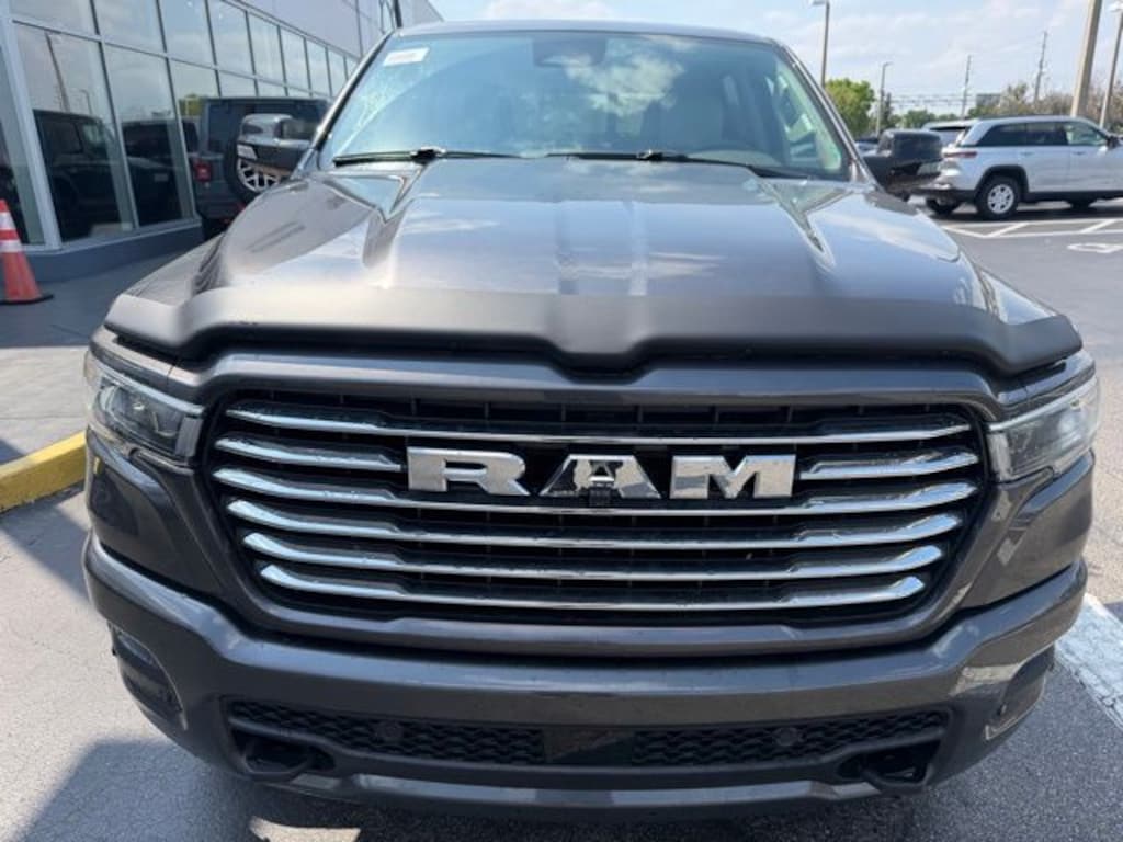 New 2026 Ram 1500 LARAMIE CREW CAB 4X4 5'7 BOX Pickup