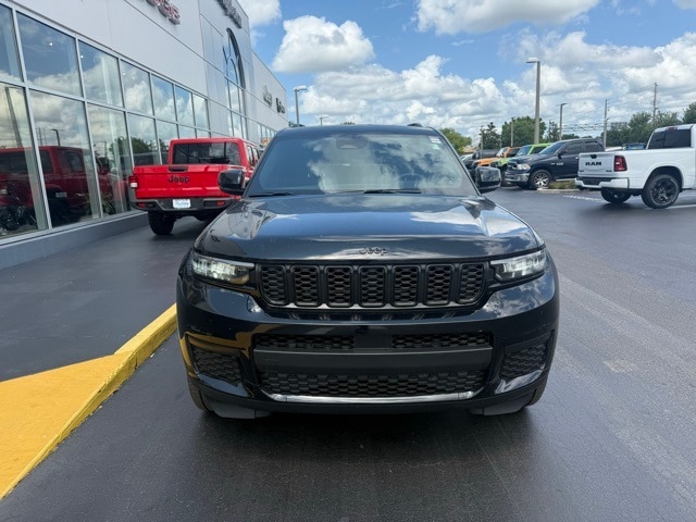 Used 2023 Jeep Grand Cherokee L Altitude with VIN 1C4RJKAG5P8825586 for sale in Kissimmee, FL