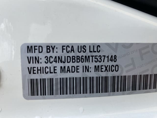 2021 Jeep Compass Latitude photo 23