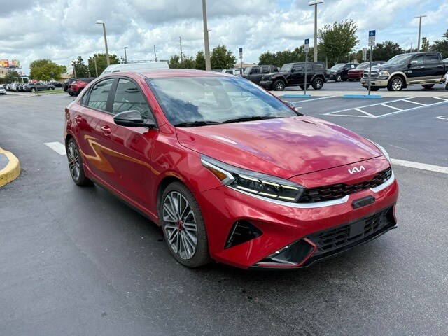 2023 Kia Forte GT photo 3